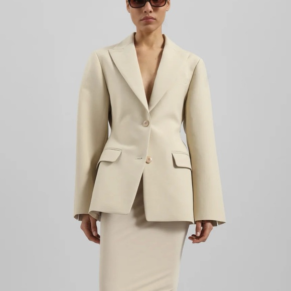 THE FRANKIE SHOP COLETTE HOURGLASS BLAZER - BEIGE M/L, NWT - Picture 3 of 15